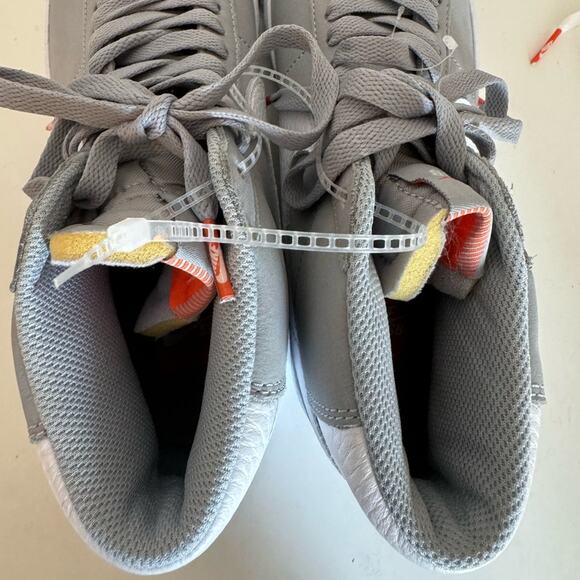 Nike SB Blazer Mid Wolf Grey Men 6 Women 7 - Picture 11 of 11